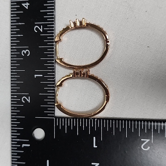 Gold Filled Baguette Oval Hoop Earrings New - Picture 8 of 8